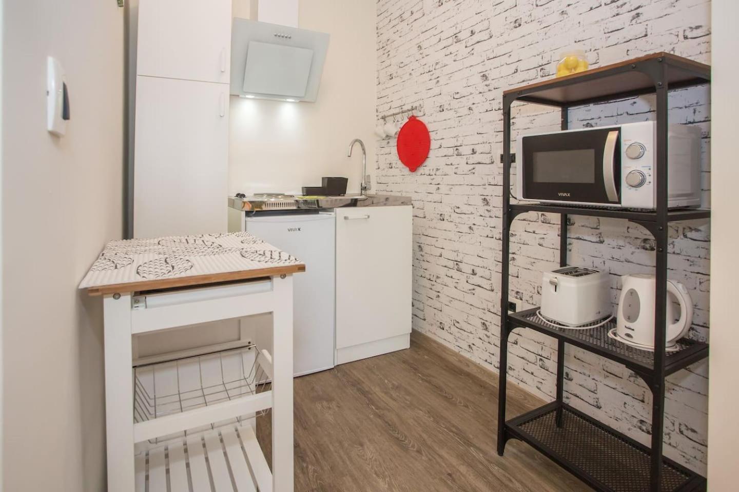 Caprice Studio Apartment Porec Bagian luar foto